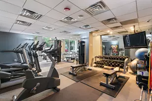 2930 N Sheridan Rd, Chicago, IL 60657 - Photo 13