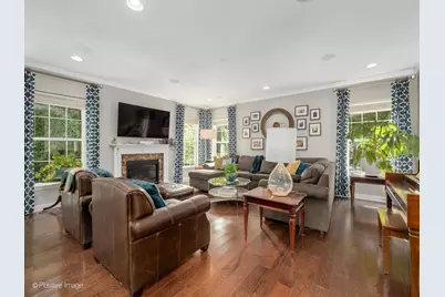 1250 W Thomas Road, Wheaton, IL 60187 - Photo 7