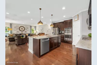 1250 W Thomas Road, Wheaton, IL 60187 - Photo 13