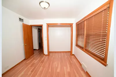 6211 N Nagle Avenue, Chicago, IL 60646 - Photo 9