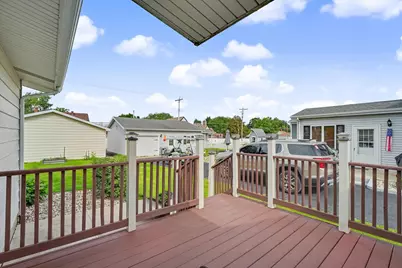 911 N Melvin Street, Gibson City, IL 60936 - Photo 5