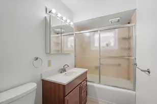 911 N Melvin St, Gibson City, IL 60936 - Photo 27
