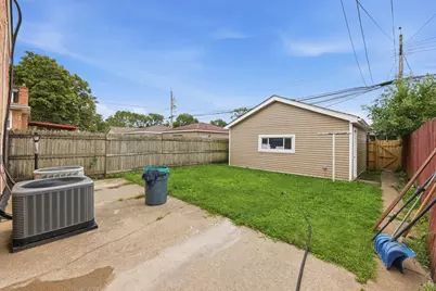 3531 W 73rd Place, Chicago, IL 60629 - Photo 25