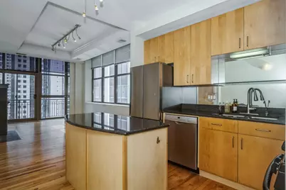 212 W Washington Street #1012, Chicago, IL 60606 - Photo 5