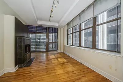 212 W Washington Street #1012, Chicago, IL 60606 - Photo 3