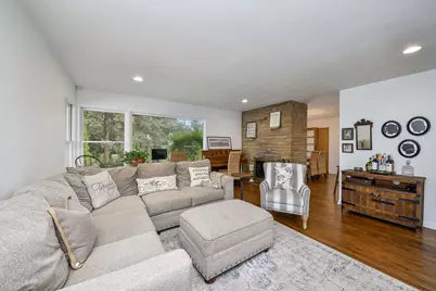 447 Lowell Avenue, Glen Ellyn, IL 60137 - Photo 5