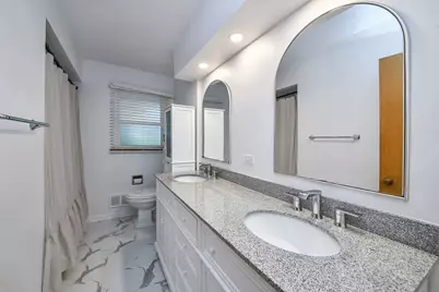 447 Lowell Avenue, Glen Ellyn, IL 60137 - Photo 13