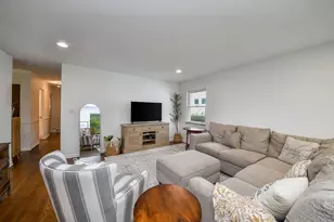 447 Lowell Ave, Glen Ellyn, IL 60137 - Photo 3