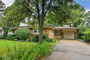 447 Lowell Ave, Glen Ellyn, IL 60137 - Photo 1