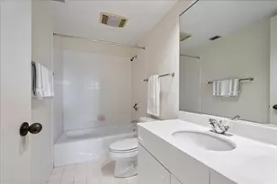 4545 W Touhy Ave W, Lincolnwood, IL 60712 - Photo 15