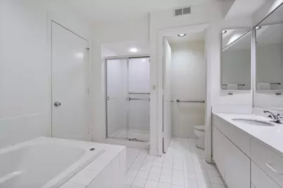 4545 W Touhy Avenue W #217W, Lincolnwood, IL 60712 - Photo 13