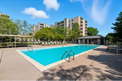 4545 W Touhy Avenue W #217W, Lincolnwood, IL 60712 - Photo 23
