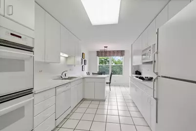 4545 W Touhy Avenue W #217W, Lincolnwood, IL 60712 - Photo 7