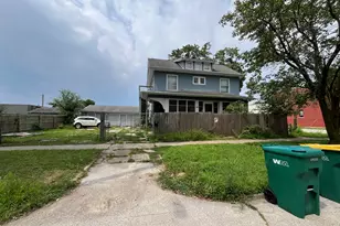 561 N Church St, Decatur, IL 62522 - Photo 3