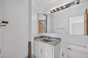 1727 W Crystal Ln, Mount Prospect, IL 60056 - Photo 21