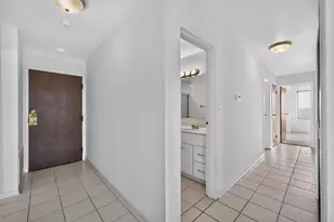 1727 W Crystal Ln, Mount Prospect, IL 60056 - Photo 13