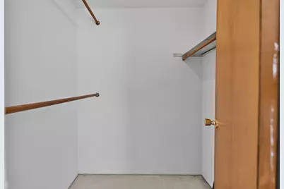 1727 W Crystal Lane #611, Mount Prospect, IL 60056 - Photo 17