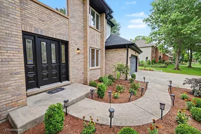 2726 Seiler Drive, Naperville, IL 60565 - Photo 5