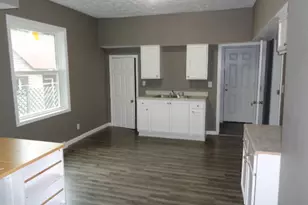 1619 Charles St, Rockford, IL 61104 - Photo 3