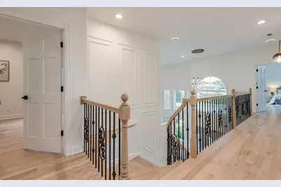 6723 N Harding Avenue, Lincolnwood, IL 60712 - Photo 33