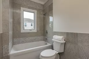 6723 N Harding Ave, Lincolnwood, IL 60712 - Photo 39