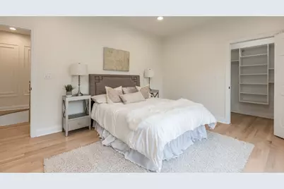 6723 N Harding Avenue, Lincolnwood, IL 60712 - Photo 35