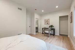 6723 N Harding Ave, Lincolnwood, IL 60712 - Photo 31