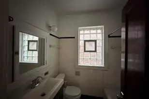 7811 S Constance Ave, Chicago, IL 60649 - Photo 11