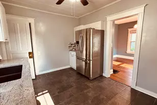 213 S Swift St, Winnebago, IL 61088 - Photo 17