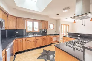 6524 Cedar Rd, Oak Forest, IL 60452 - Photo 5