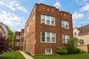 4752 N Lotus Ave, Chicago, IL 60630 - Photo 1
