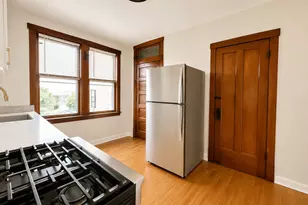 4752 N Lotus Ave, Chicago, IL 60630 - Photo 5