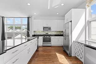 2826 N Talman Ave, Chicago, IL 60618 - Photo 5
