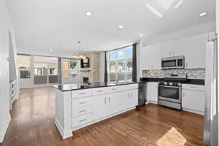 2826 N Talman Ave, Chicago, IL 60618 - Photo 7