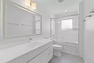 2826 N Talman Ave, Chicago, IL 60618 - Photo 17
