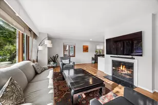 1100 N Oak Park Ave, Oak Park, IL 60302 - Photo 3