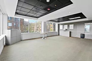 655 W Irving Park Rd, Chicago, IL 60613 - Photo 23