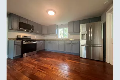 537 California Avenue, Aurora, IL 60506 - Photo 3