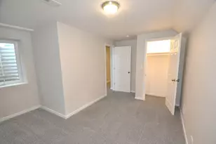 301 N Waukegan Rd, Lake Bluff, IL 60044 - Photo 13