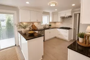 301 N Waukegan Rd, Lake Bluff, IL 60044 - Photo 5