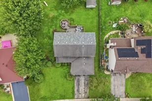 1141 Golden Oaks Pkwy, Aurora, IL 60506 - Photo 29