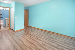 218 Woodstone Dr, Buffalo Grove, IL 60089 - Photo 19