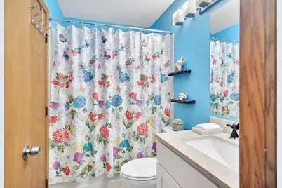 218 Woodstone Drive, Buffalo Grove, IL 60089 - Photo 21