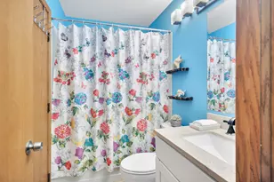 218 Woodstone Dr, Buffalo Grove, IL 60089 - Photo 21
