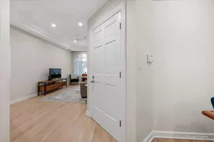 1407 N Mohawk St, Chicago, IL 60610 - Photo 3