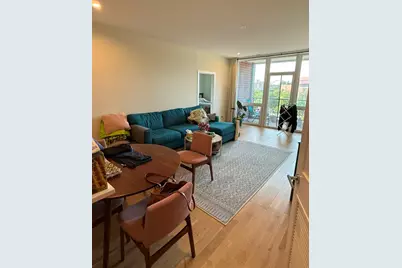 2105 W Caton Street #302, Chicago, IL 60647 - Photo 3