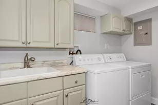 5441 S Hunt Ave, Summit, IL 60501 - Photo 19