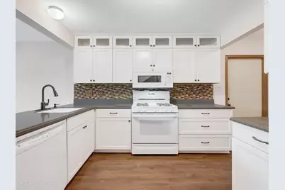 920 Elderberry Circle #104, Naperville, IL 60563 - Photo 9