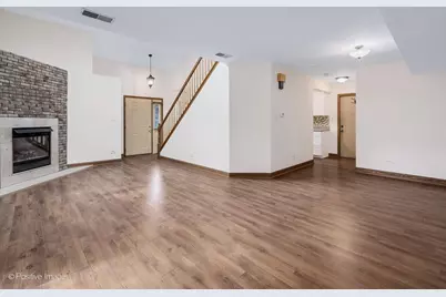 920 Elderberry Circle #104, Naperville, IL 60563 - Photo 5