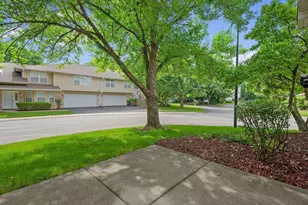 920 Elderberry Cir, Naperville, IL 60563 - Photo 21
